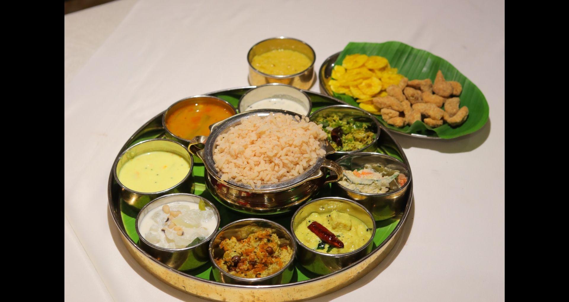 Crowne Plaza Chennai's Dakshin is offering grand Onam Sadhya for take-aways  and home delivery - Hotelier India
