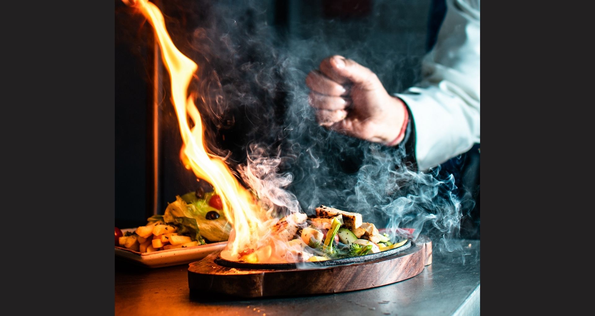 Sayaji Hotel Kolhapur announces 'Sizzler Food festival' at the Moon Tree  Cafe - Hotelier India