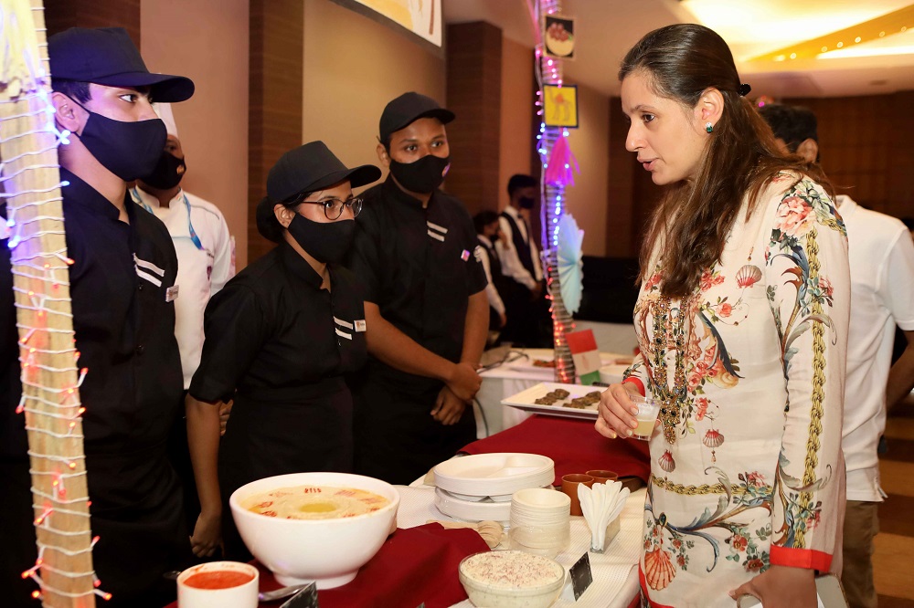 Sheila Raheja Institute of Hotel Management students come together to