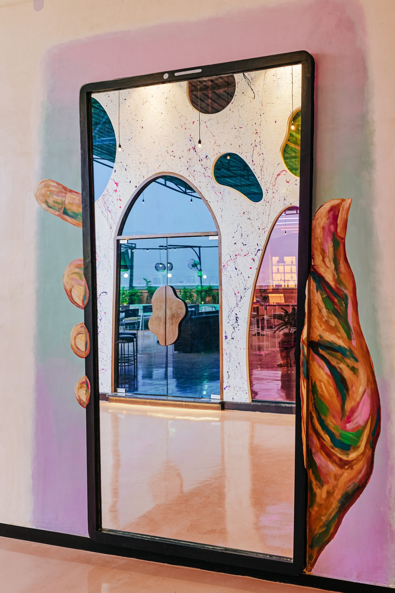 Bar Stock Exchange, Mumbai A design combination of playfulness, hues