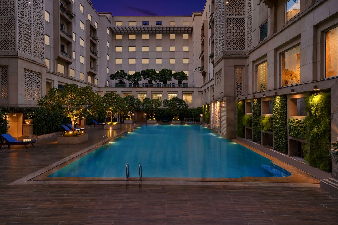 Lemon Tree Hotel, Delhi Airport - Swimming Pool