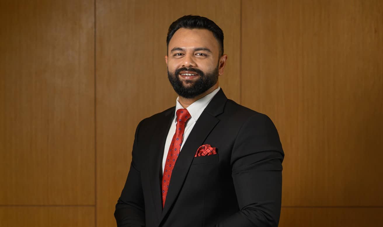 Tarun Ratra